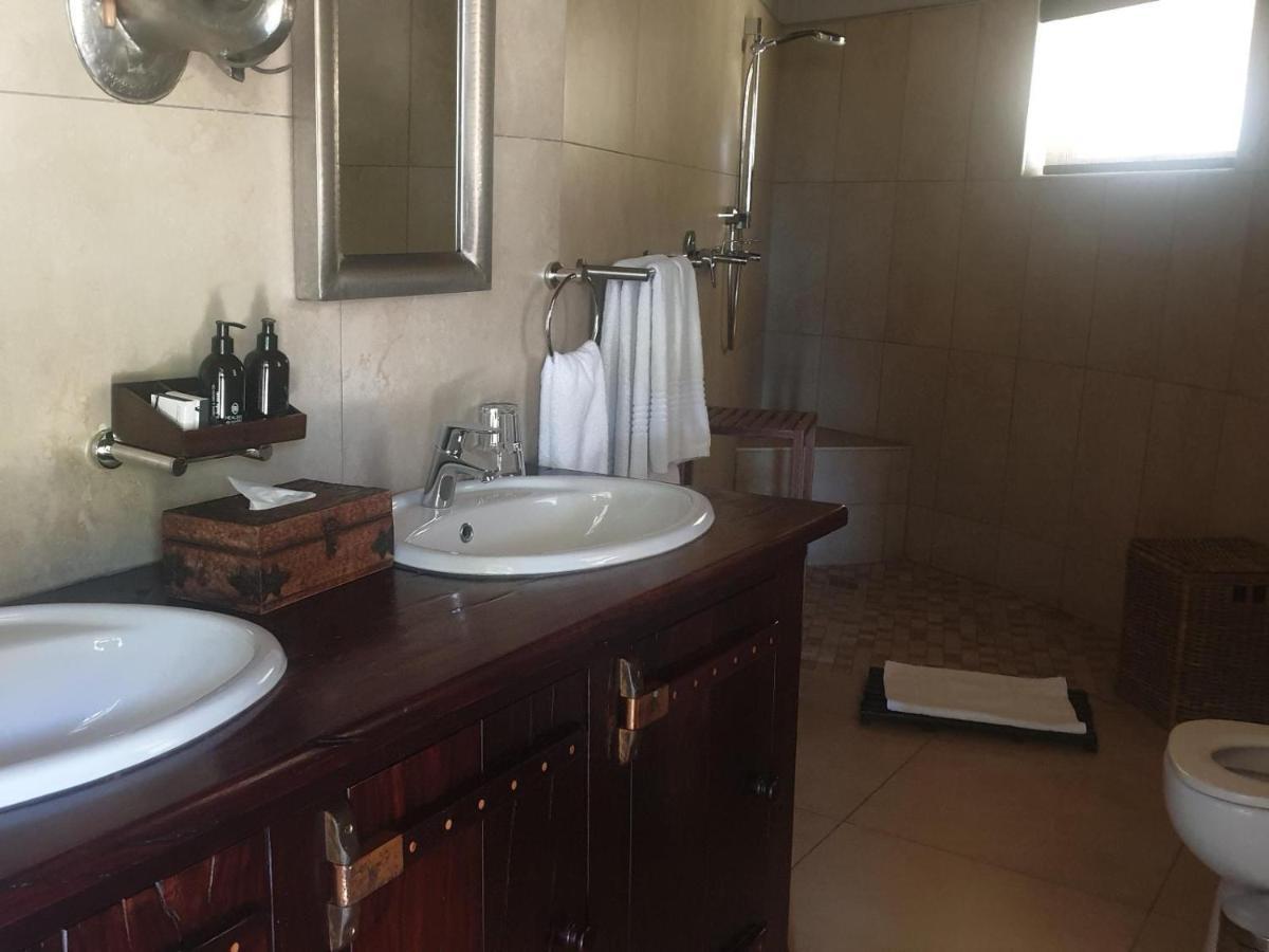 La Rochelle Lodge Namibia Τσουμέμπ Εξωτερικό φωτογραφία